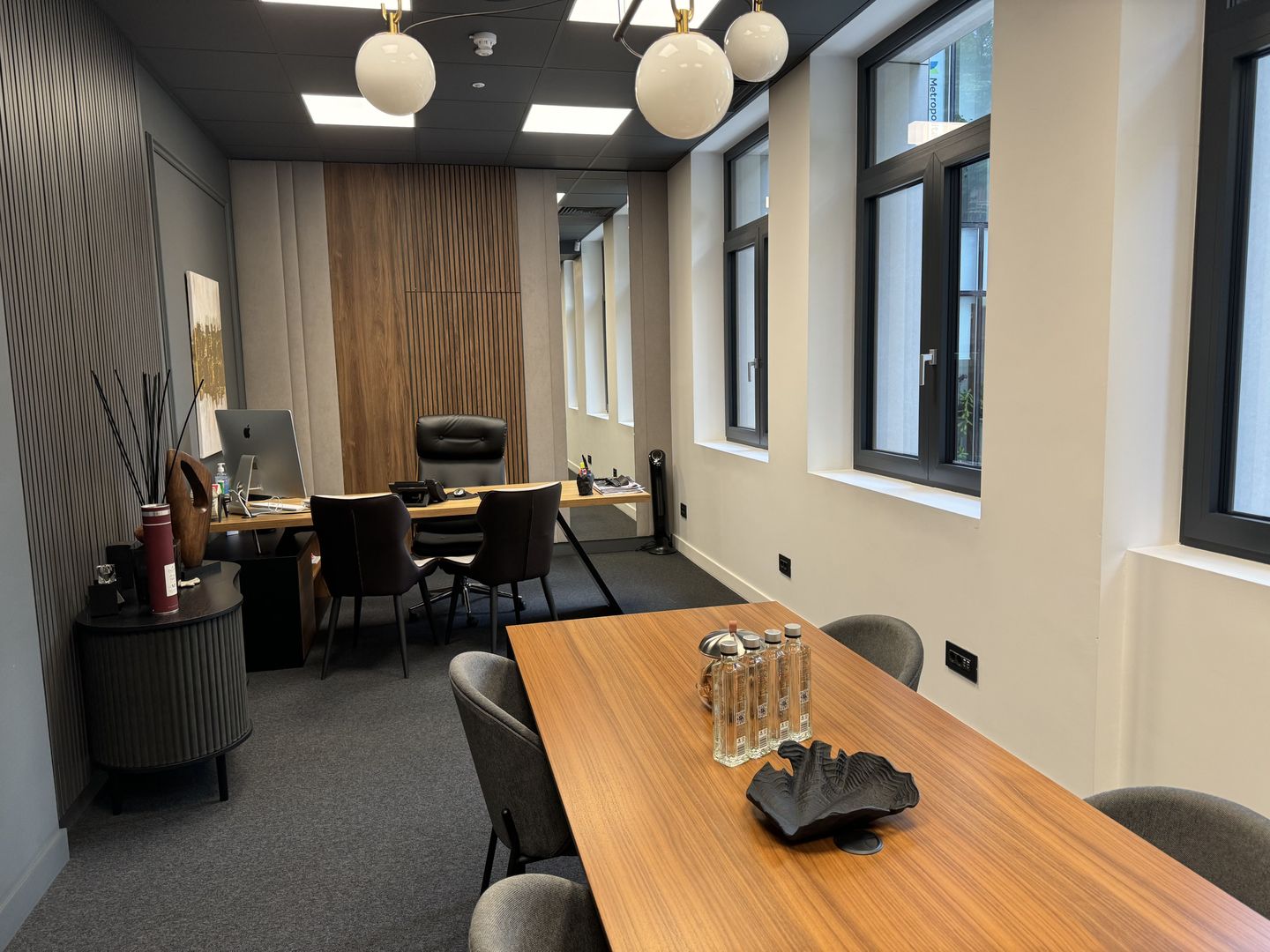 Imobil Premium de Închiriat: Eficiență și Tehnologie de Vârf - Poză 31