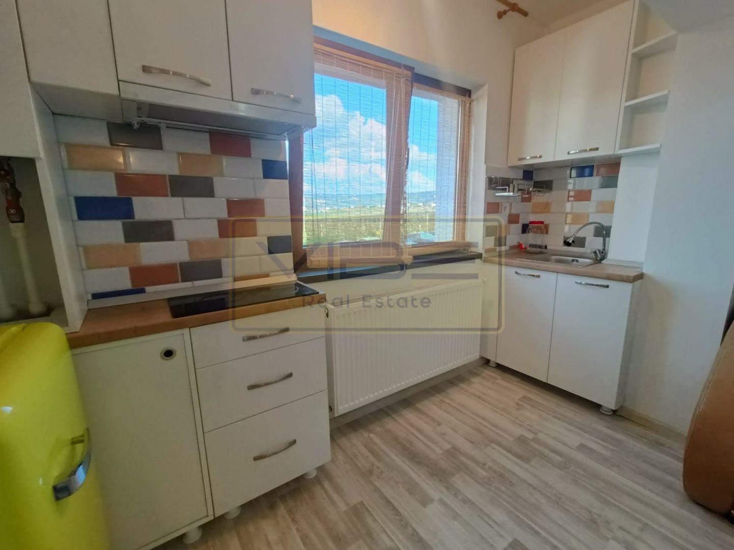 Garsoniera - 250 euro - Vișan ! - Poză 6