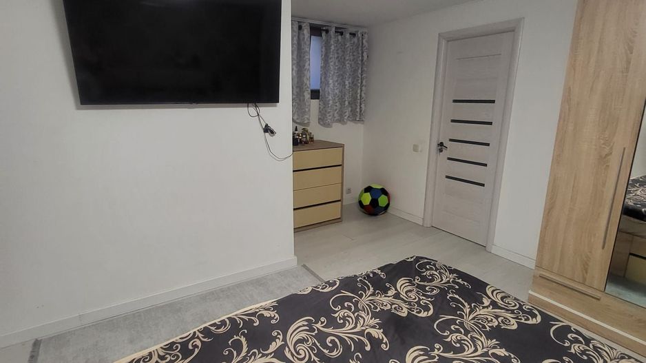 Apartament 5 camere,suprafata mare, curte, bloc 2006 - 4 nivele, Decebal, metrou - Poză 7