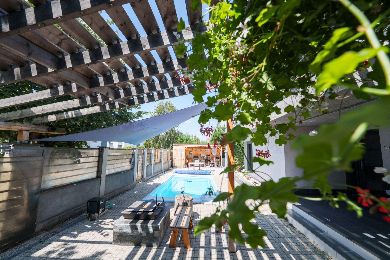 Casa de vanzare Ford Cassia Park - Poză 2