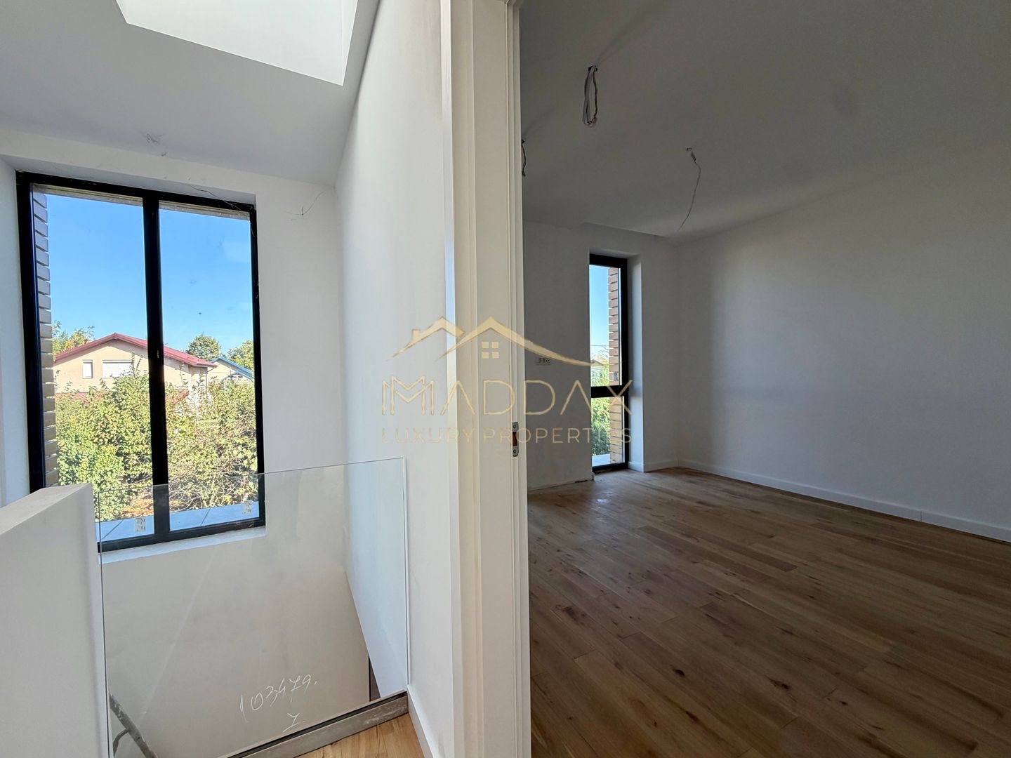 Vila Mediteraneana P+1E // 5 camere / 136 mp utili /garaj / Tunari - Poză 58