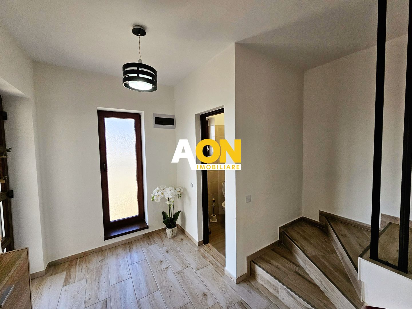 1/2 Duplex, 4 camere, mobilat, utilat, 230 mp, zona Lipoveni - Poză 8