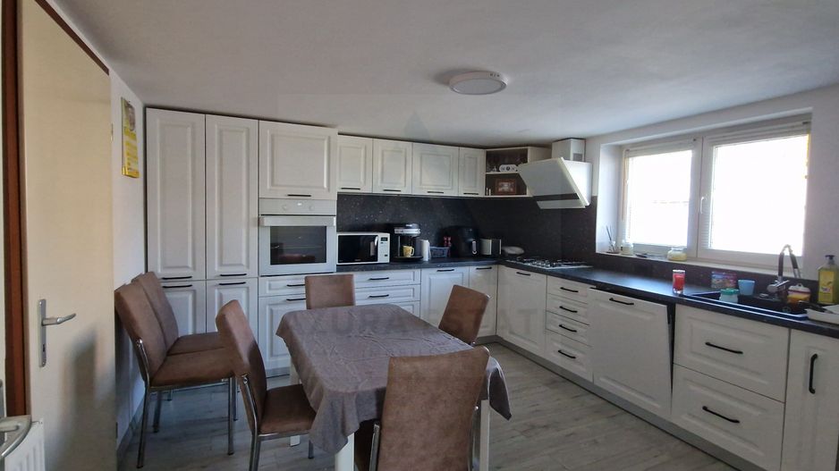 Casa individuala, 195 mp utili+ 500 mp curte, Sura Mica - Poză 7