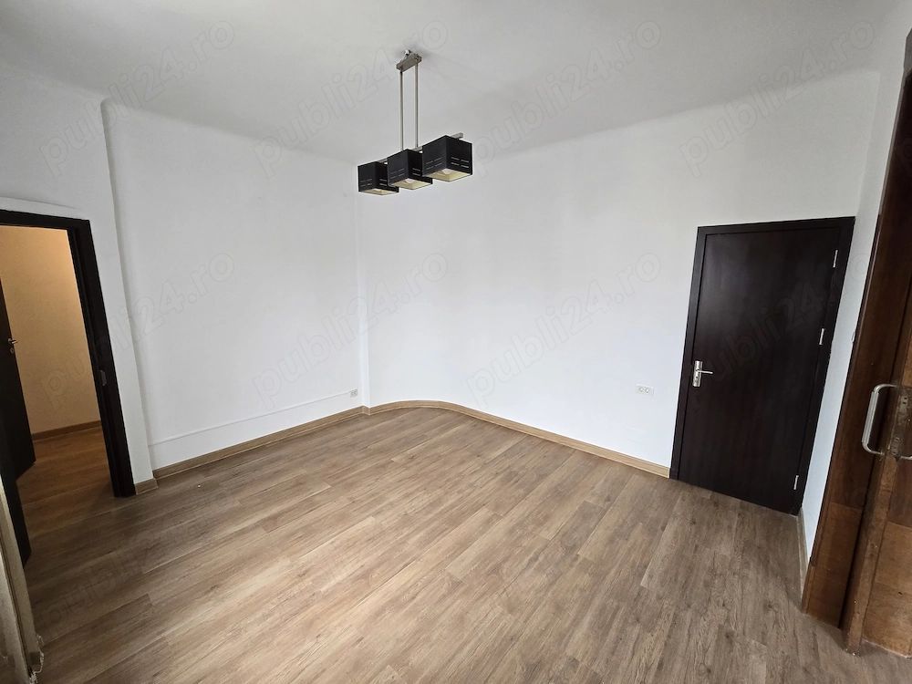 Apartament renovat ( doar birouri)  Bulevardul Lascar Catargiu - Poză 2