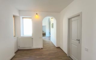 De închiriat: vilă renovată, Mihai Eminescu. 1 000 E/lună. Comision 0 - Poză 9