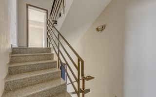 Vila ***400mp*** + Curte Proprie // zona Aviației - Poză 23