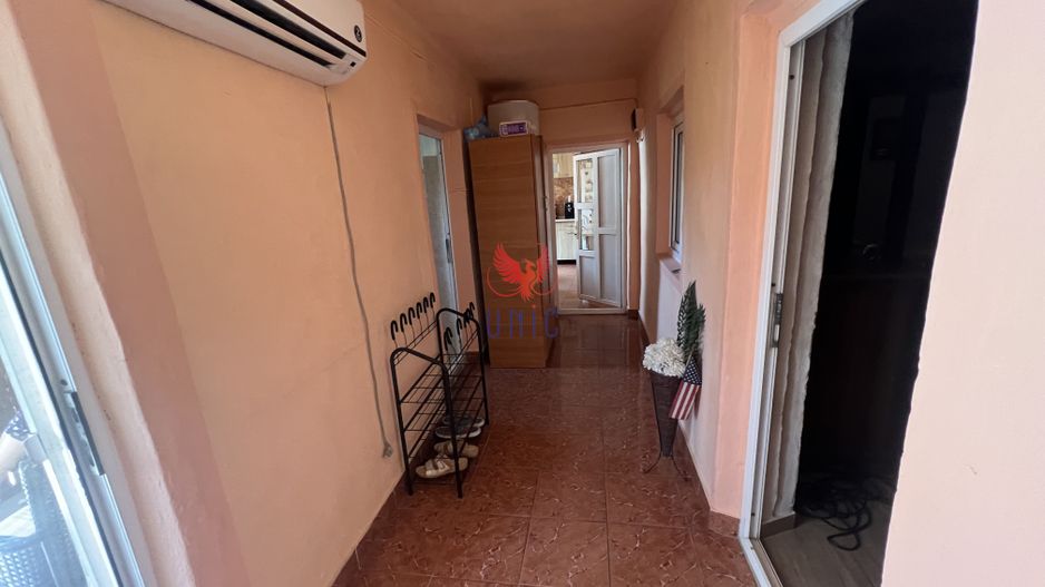 Casa Impartita in 3 Apartamente, Bariera Valcii - Poză 9