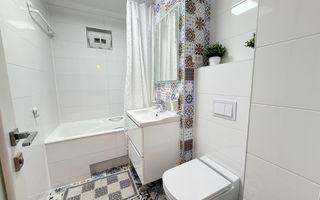 Apartament decomandat cu 3 camere si 2 bai in zona Soarelui - Poză 13