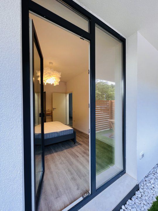 Apartament cu 2 camere si curte proprie 60mp - Poză 12