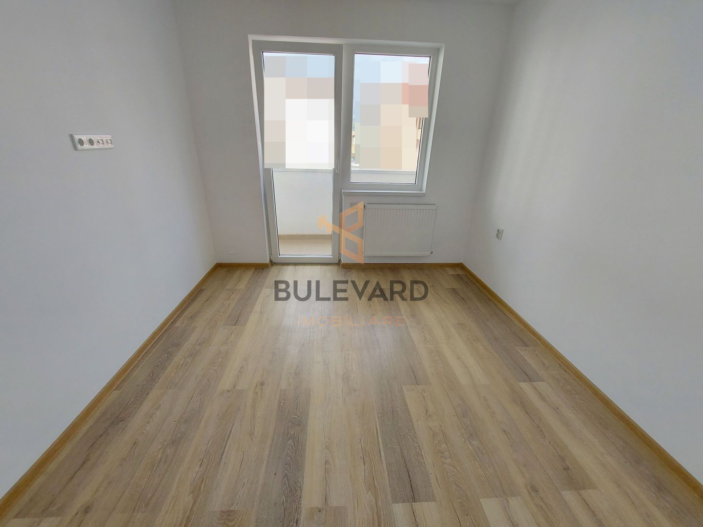Apartament cu 2 camere , zona Porii! - Poză 3