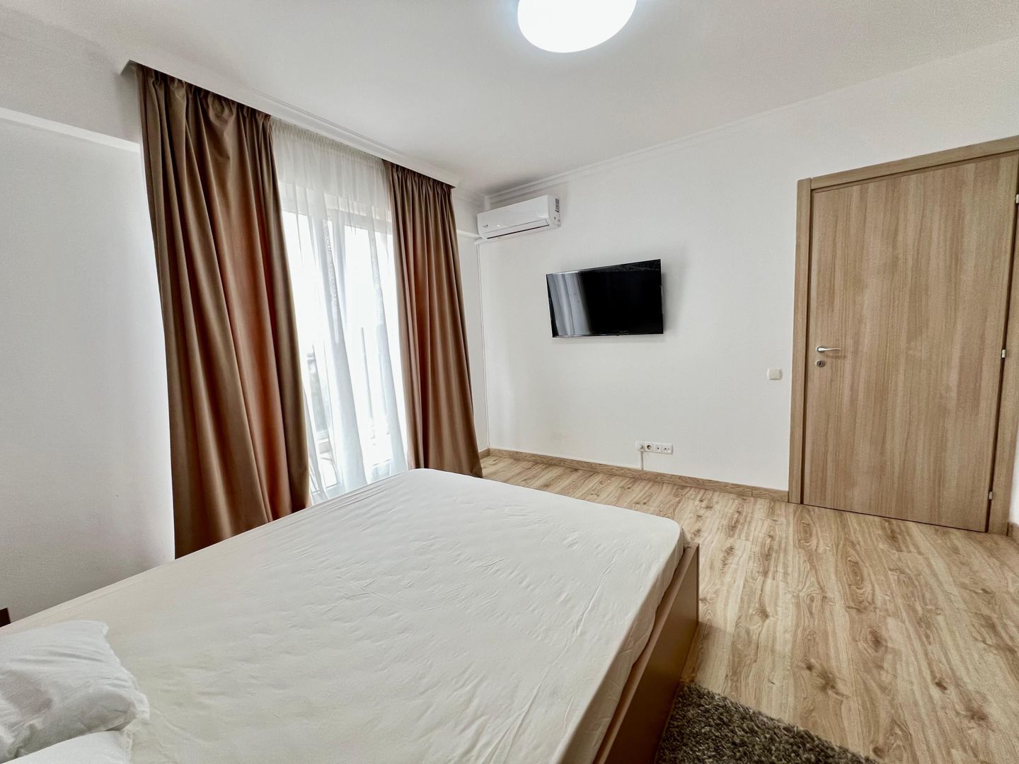 Apartament 3 camere de închiriat - Poză 7