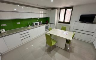 Apartament cu 3 camere în zona P-ta Unirii - Poză 6