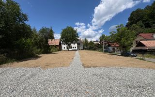 Vilă spațioasă în centrul Cisnădioarei, teren generos 1300 mp, finalizată 2025 - Poză 3
