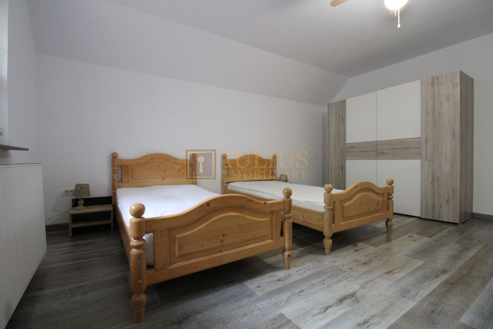 Zona aradului, 4 camere + 2 bai, centrala proprie - Poză 19