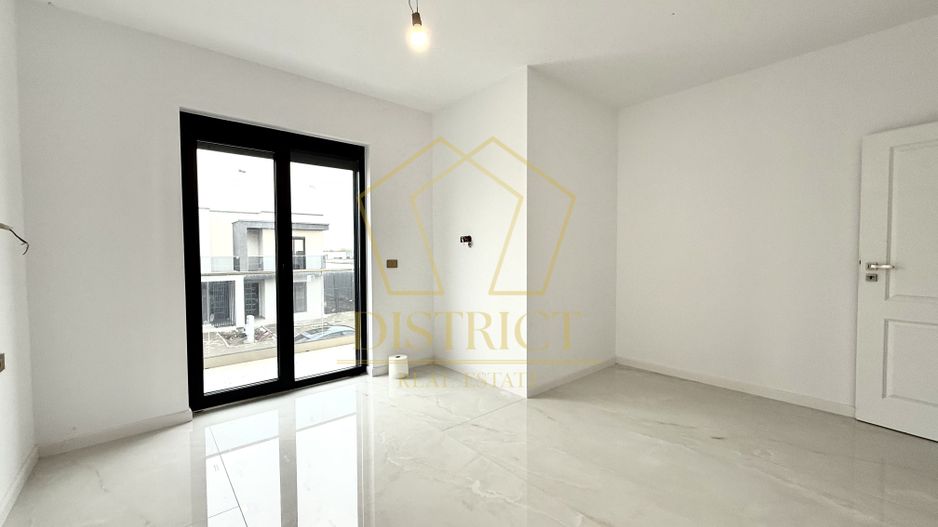 Duplex premium 4 camere, 2 balcoane | Covaci - Poză 2