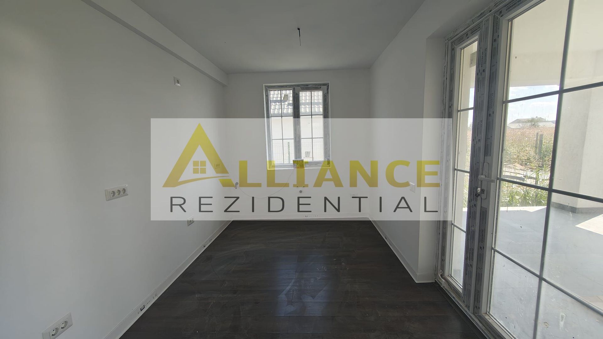 Casa  | 3 camere | Teren 350 mp | Strada Asfaltata - Poză 7