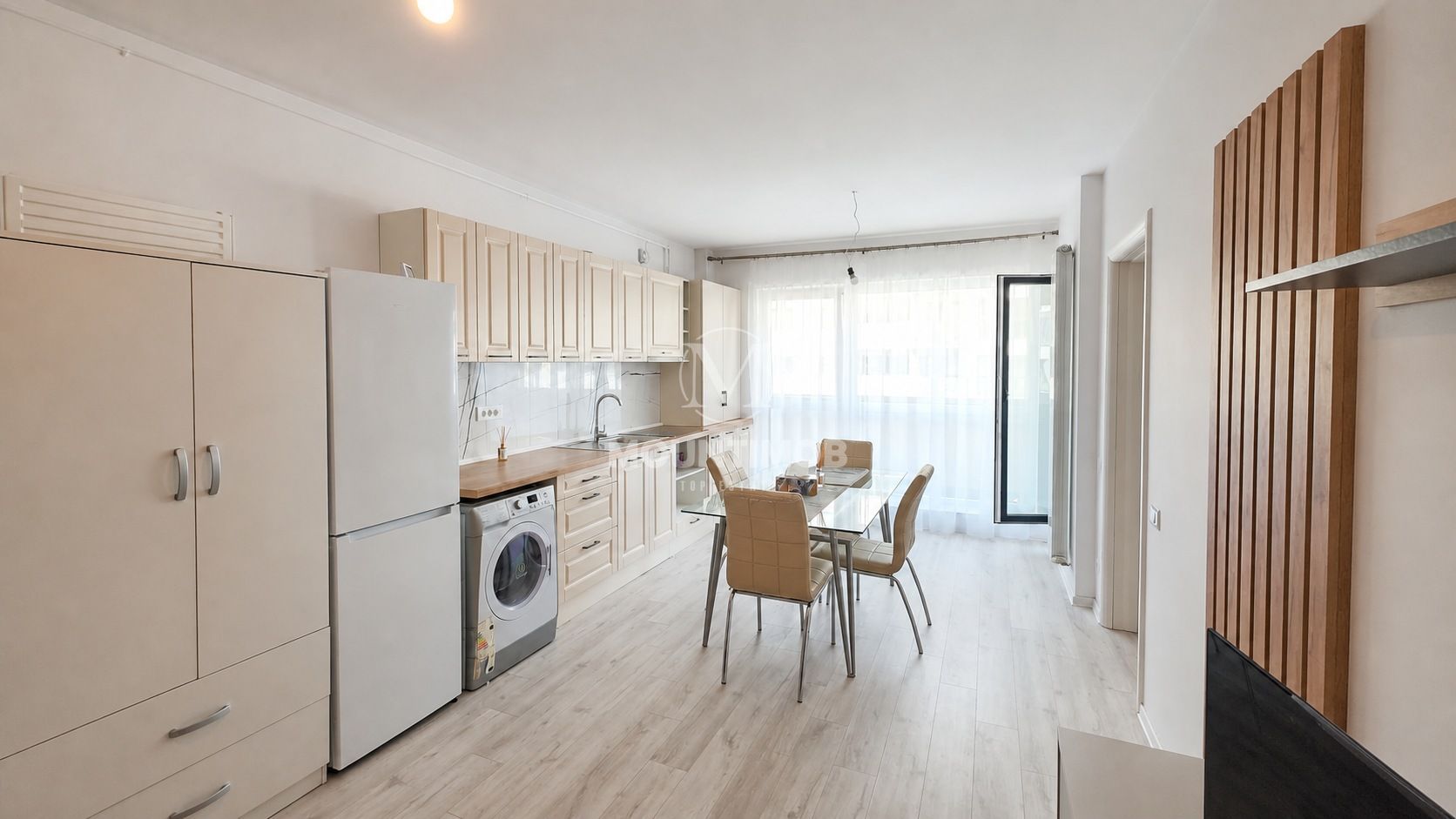 Studio spatios 42,67 mp + balcon 9 mp, Etaj 2 | Parcare subterană - Poză 4
