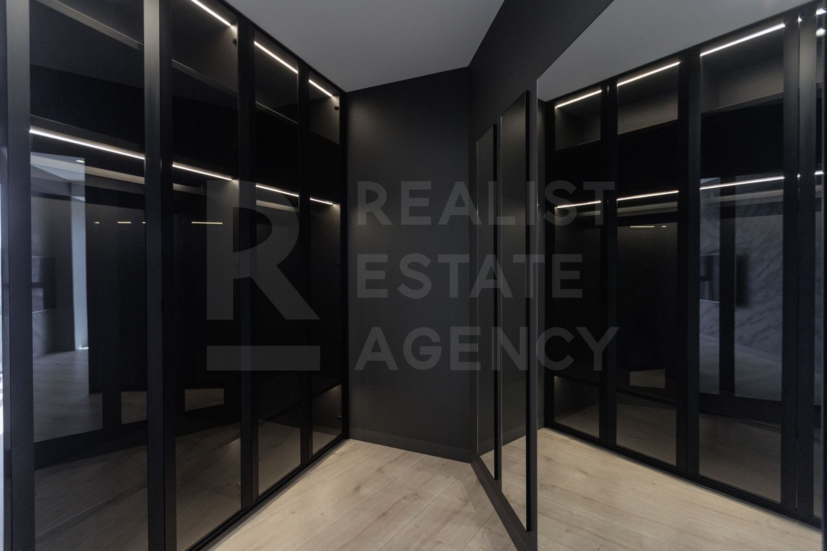 Chirie, penthouse, 3 camere, strada Ciuflea, Centru - Poză 13