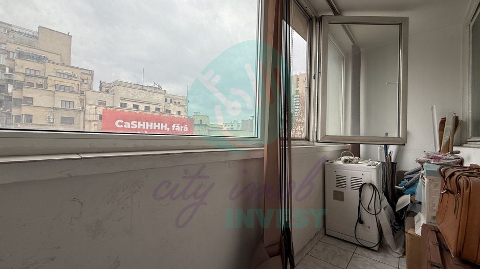 4 camere ultracentral | Universitate – Romană | Ideal locuire sau investiție - Poză 11