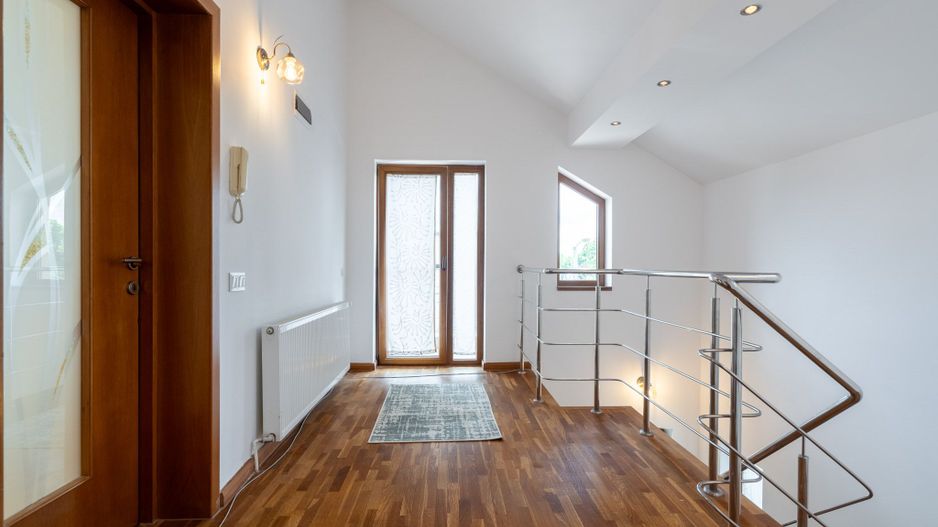 COMISION 0% - Baneasa/ Dobrogeanu Gherea-Garlei casa P+1+M 6 camere curte 550mp - Poză 24