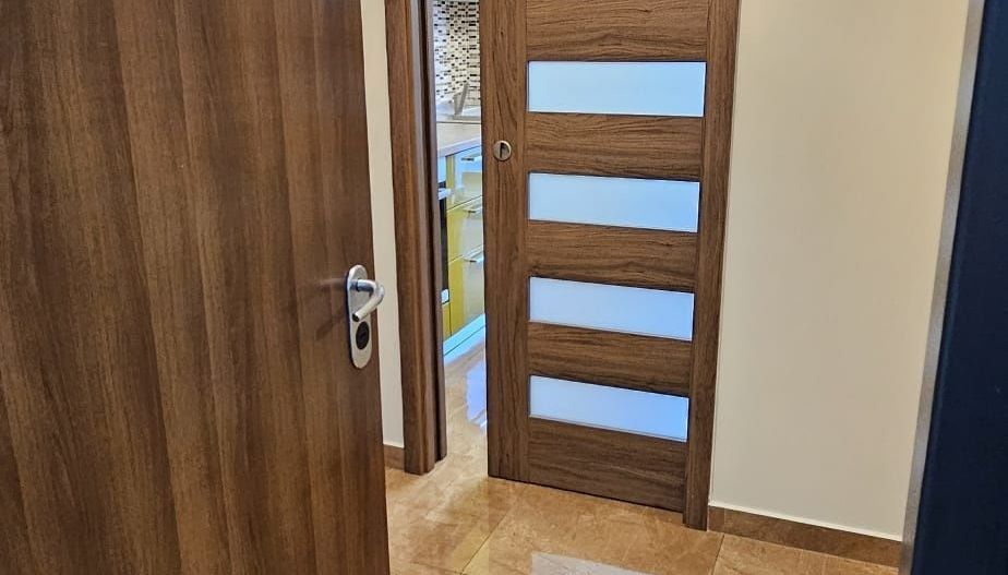 Inchiriez apartament 2 camere decomandat M Bravu Metrou  Piata Muncii - Poză 8