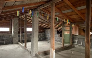 Vanzare apartament -3 camere la casă, etaj 1+pod+cota teren–Târgoviște - Poză 15