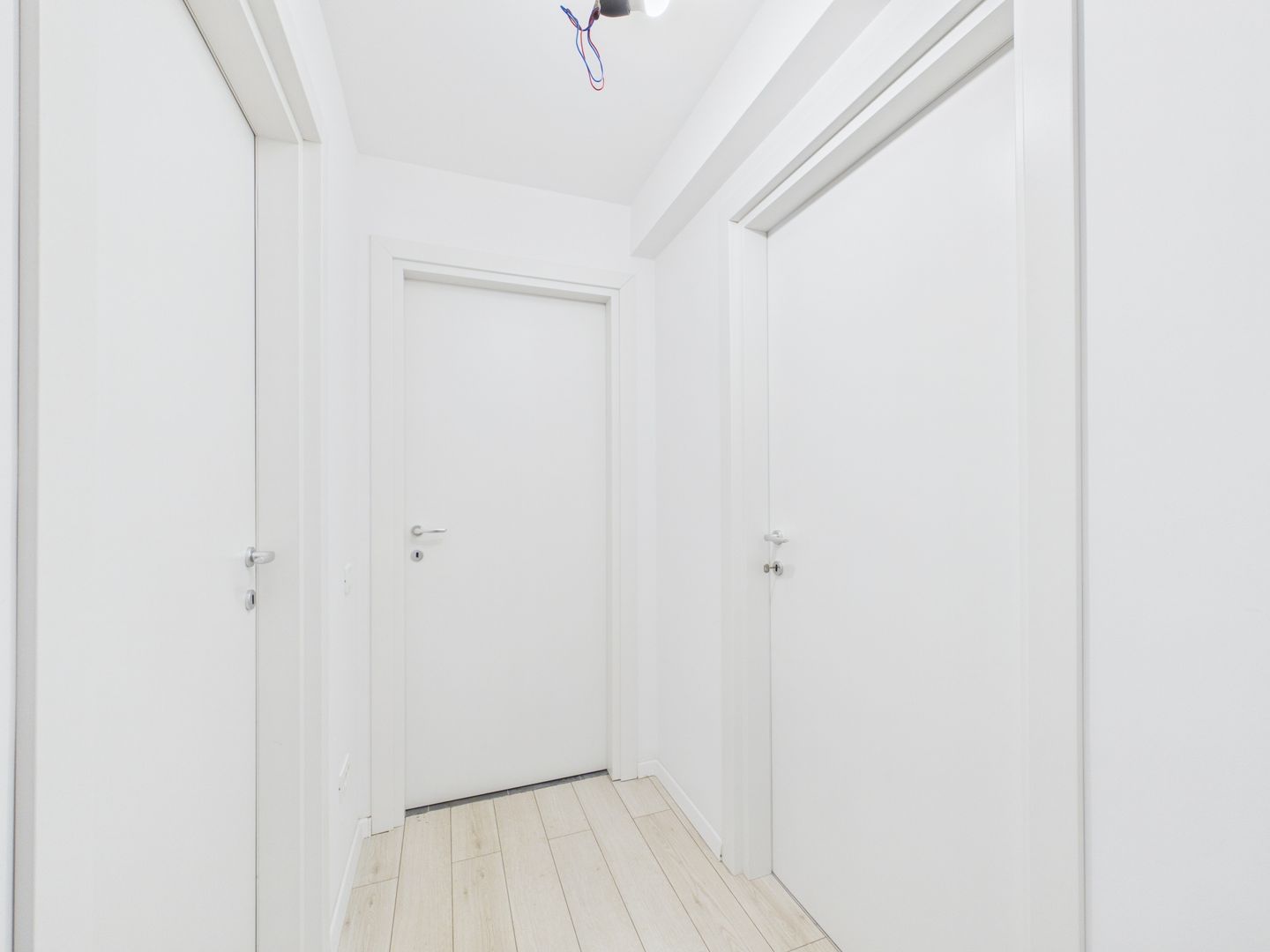Casa 6 camere si teren de 567 mp | Santu Floresti | lacul Snagov - Poză 25
