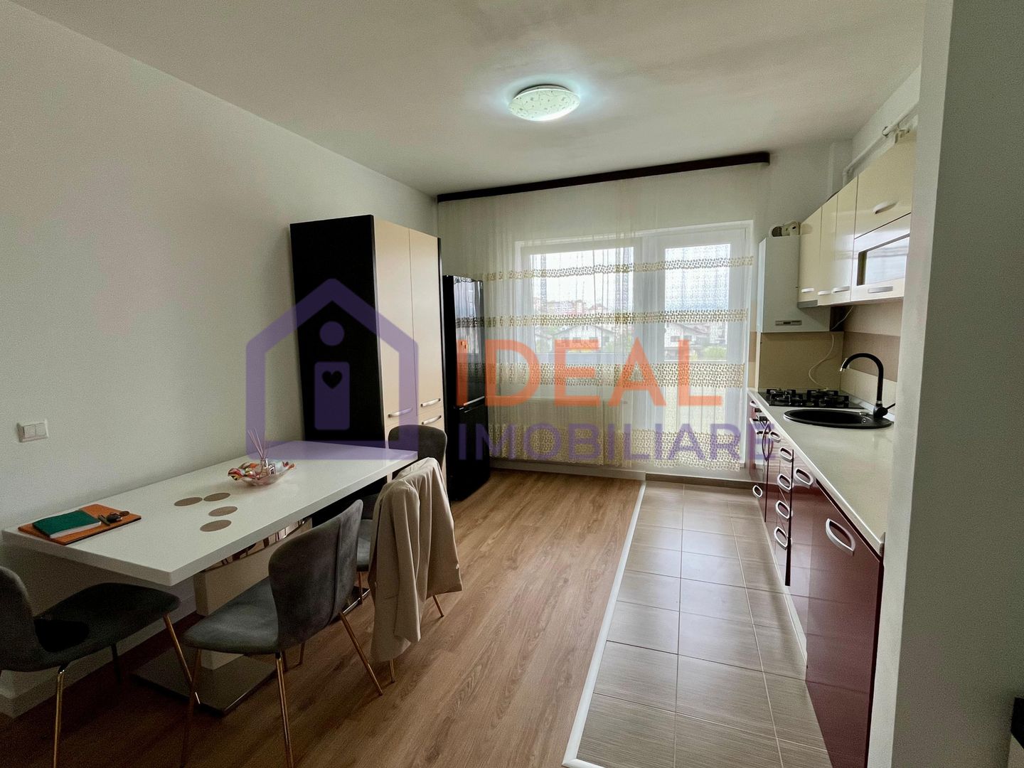 Apartament de vânzare – Șelimbăr, 3 camere - Poză 3