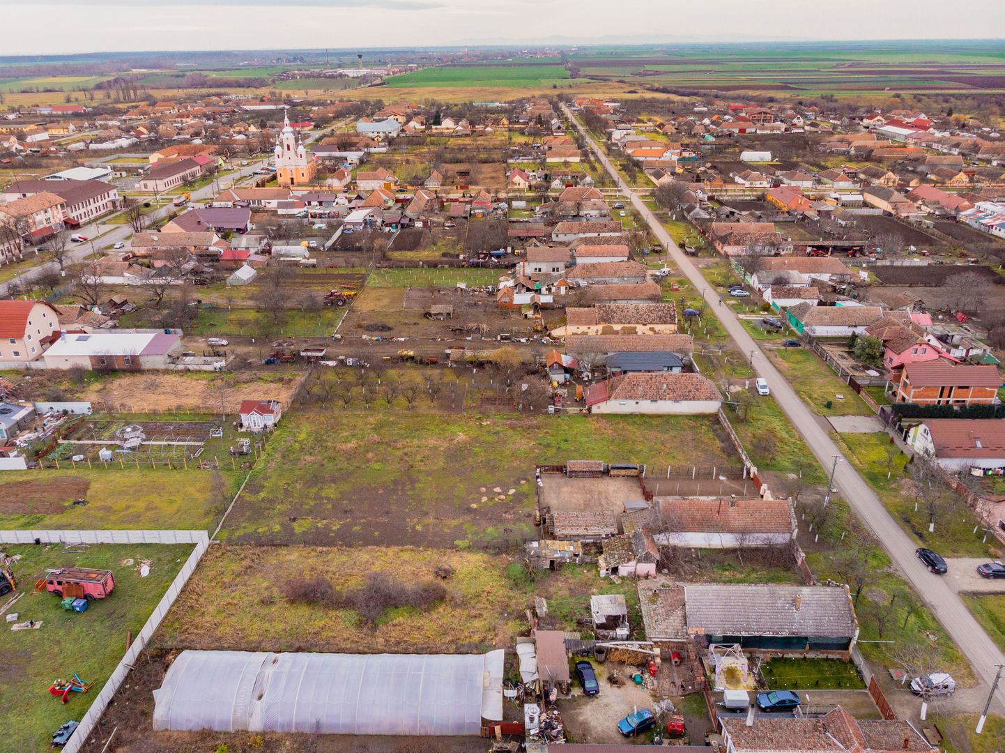 Casă bătrânească cu teren în Felnac - Poză 12