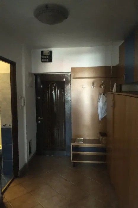 GARSONIERA  SPATIOASA ZONA VITAN - Poză 5