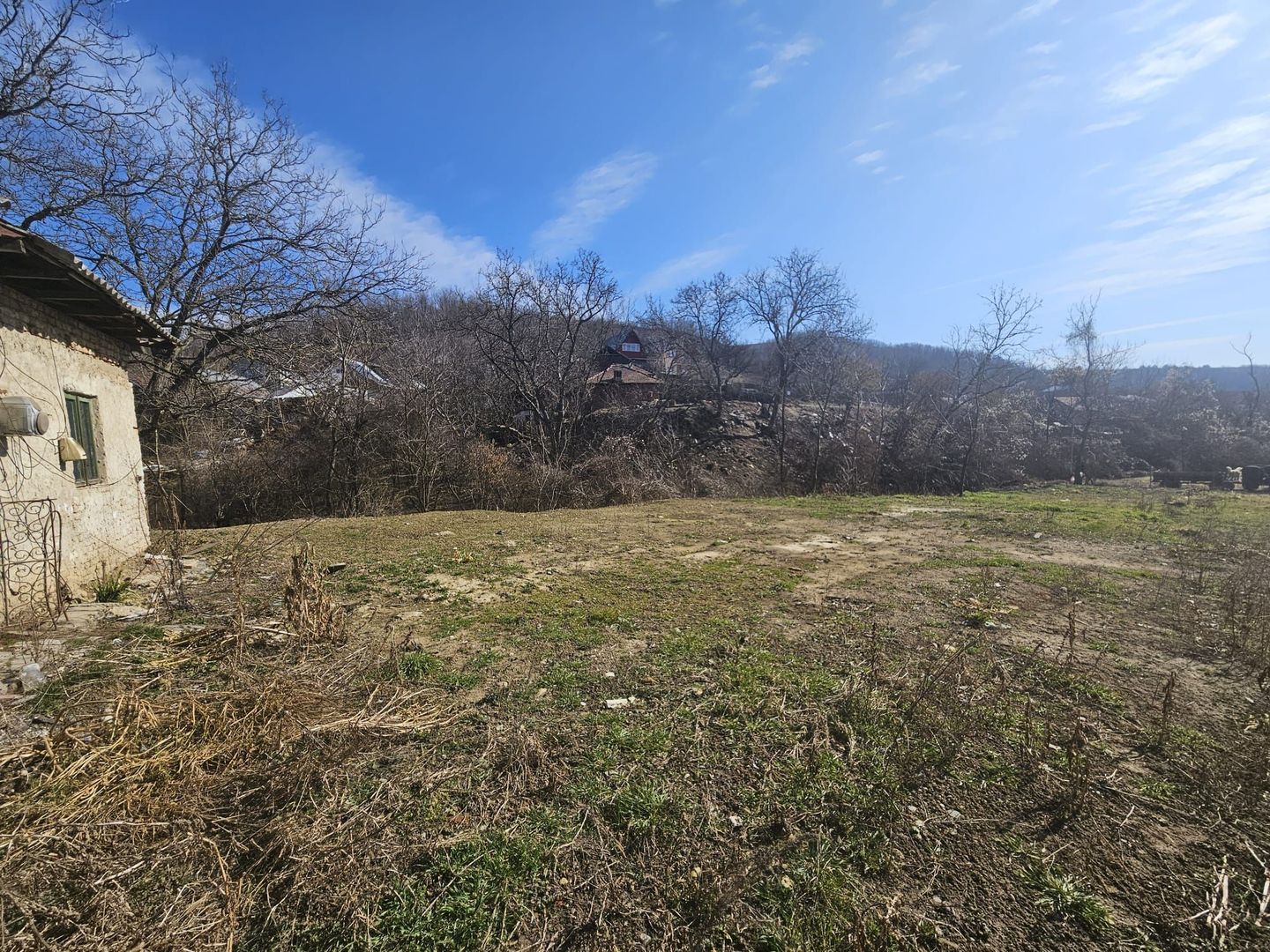 Teren 690 mp, deschidere 50 m, utilități – 1 km Primăria Ștefănești - Poză 4