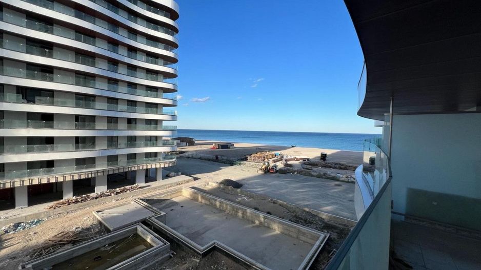 Stațiunea Mamaia - Garsoniera cu vedere la mare situată în Complex Casa Del Mar - Poză 1