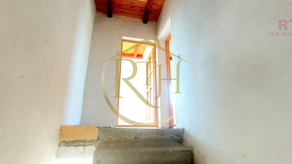 Casa de vânzare la gri plus teren in Chisoda. - Poză 25