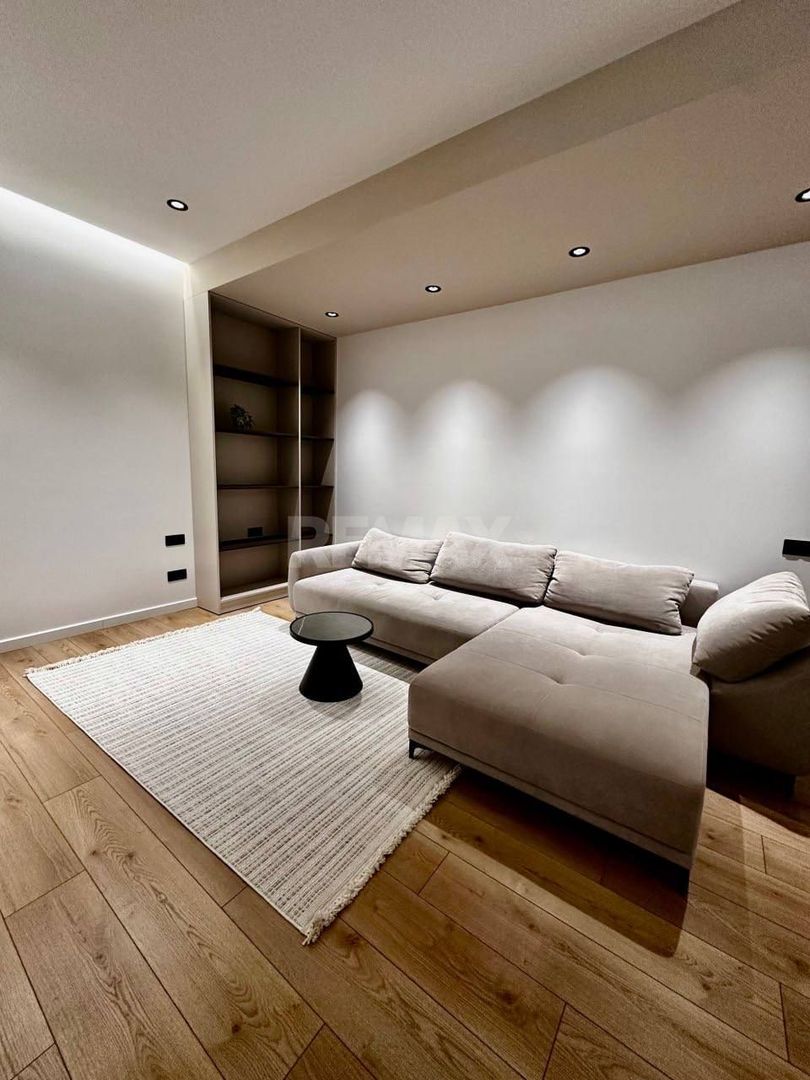 Apartament în chirie în inima Chișinăului - Poză 2