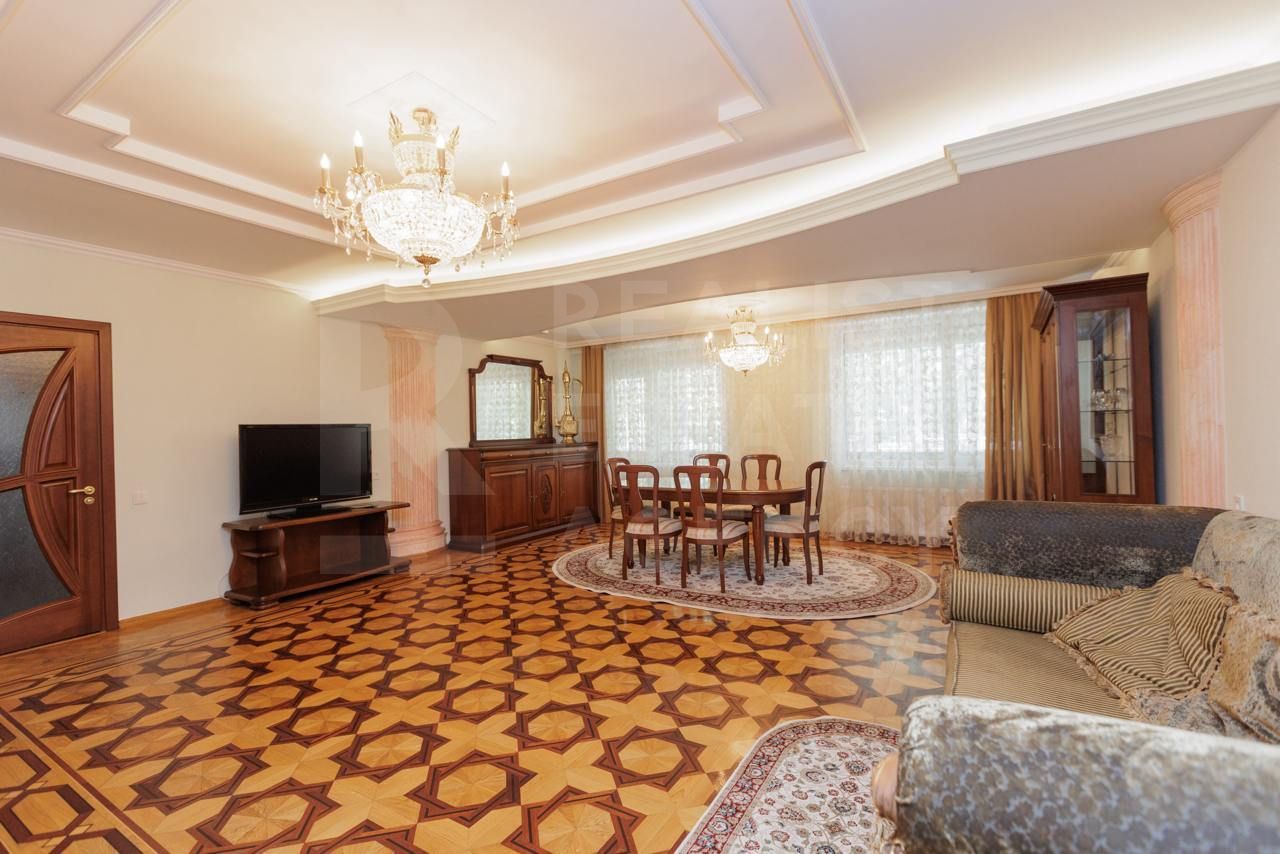 Chirie, apartament, 4 camere, str. Mihai Eminescu, Centru - Poză 8