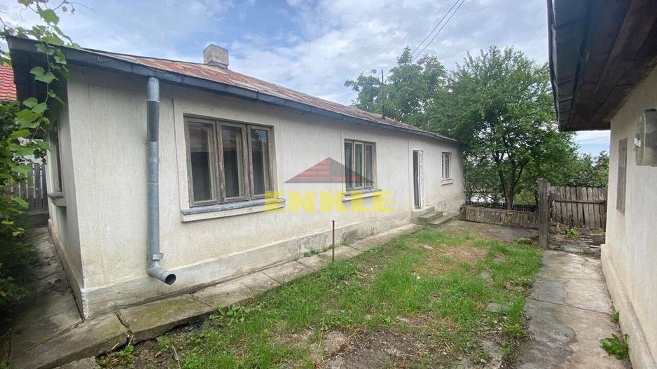 Casa cu anexa+teren, 885 mp,situata pe Aleea Smardan nr 14 ,pret 40000 Euro usor neg - Poză 1