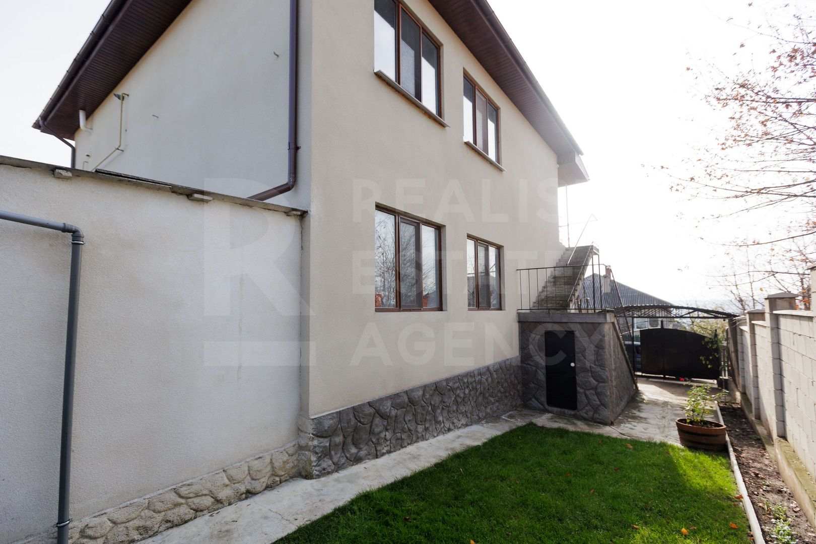 Vânzare, casă individuală, 2 nivele, str. Fructelor, or. Ialoveni. - Poză 3