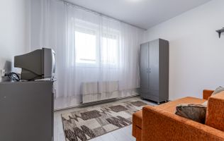 Apartament la cheie cu 2 camere la casa in Parneava Comision 0%