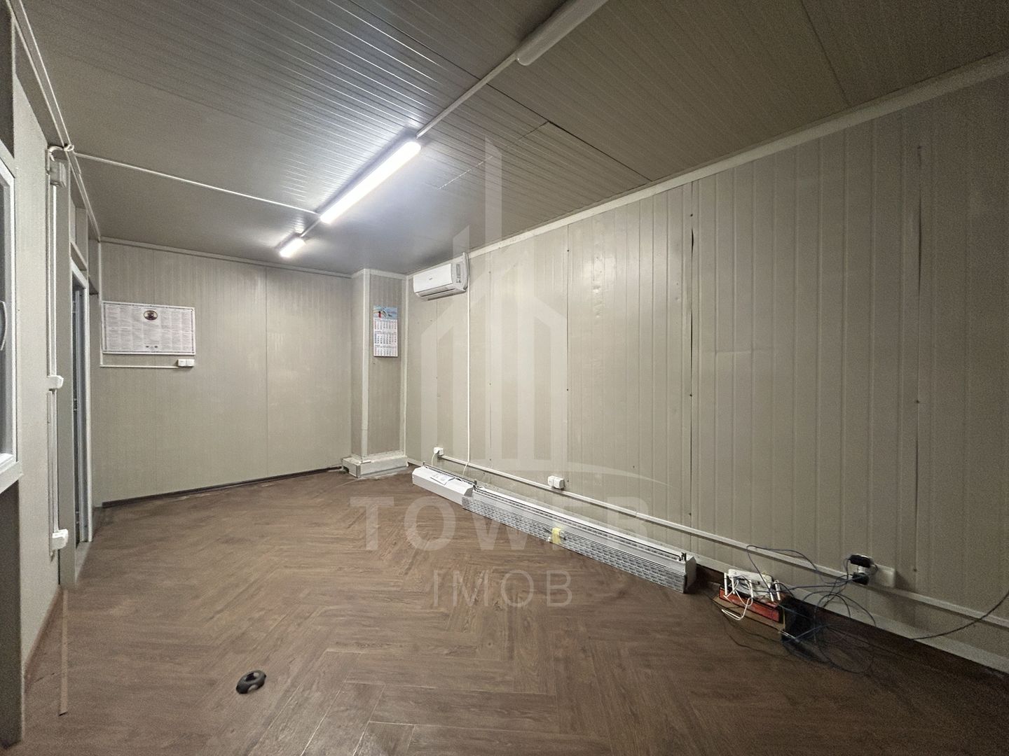 Hală Industrială Modernă 300 mp – Birou, Curent Trifazic și Acces Securizat - Poză 6