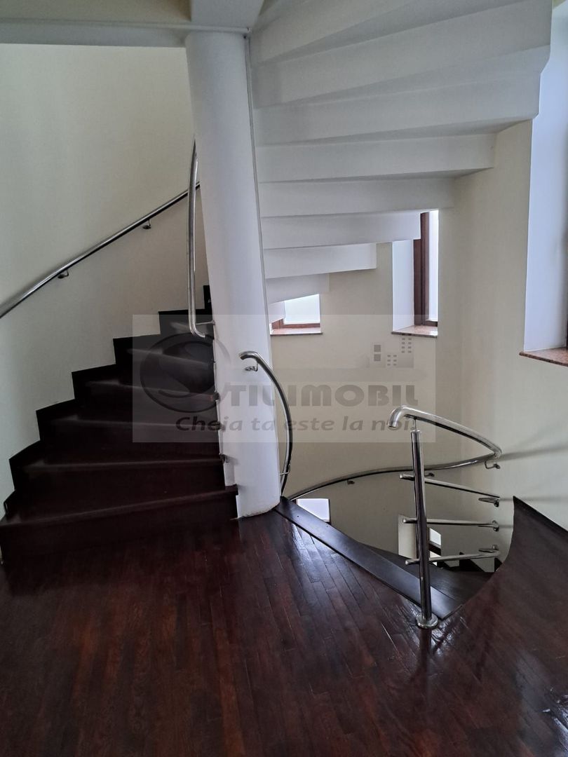 Casa/Vila de Inchiriat COPOU - 3000 euro - Poză 31