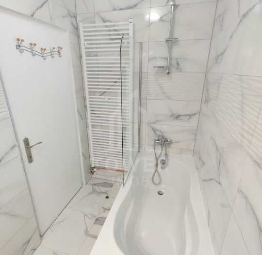 Casa duplex de închiriat, renovată | Zona Parcul Sub Arini - Poză 8