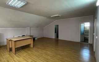 De vânzare: Hală industrială cu anexă birouri/apartament - Poză 1
