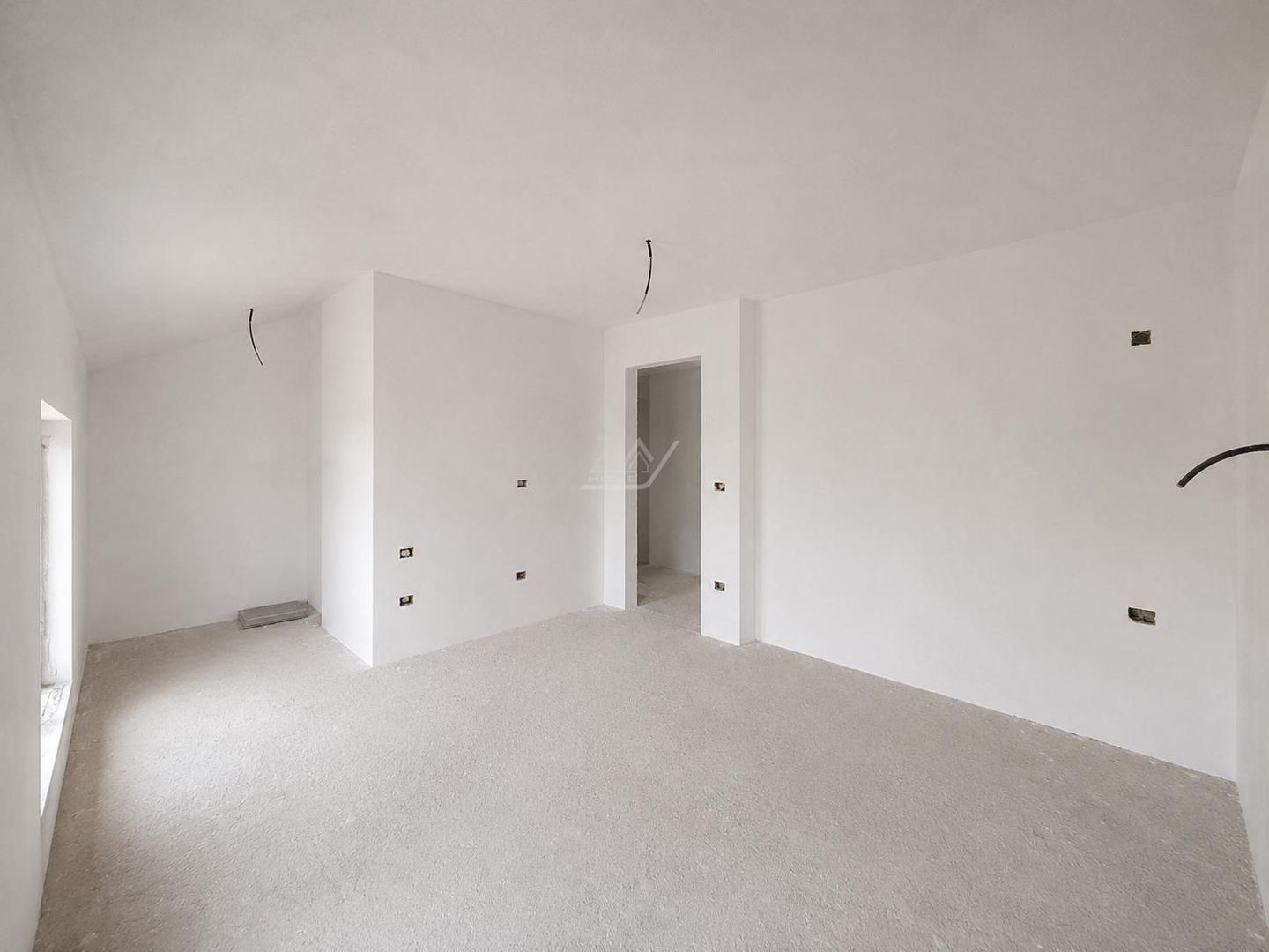 Duplex cu 3 camere si 2 bai. Finisaje la alegere. - Poză 9