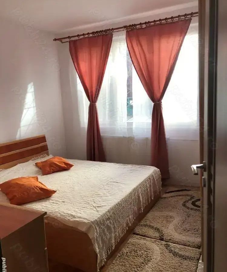 De Vanzare Apartament 2 camere Domenii sect 1 - Poză 1