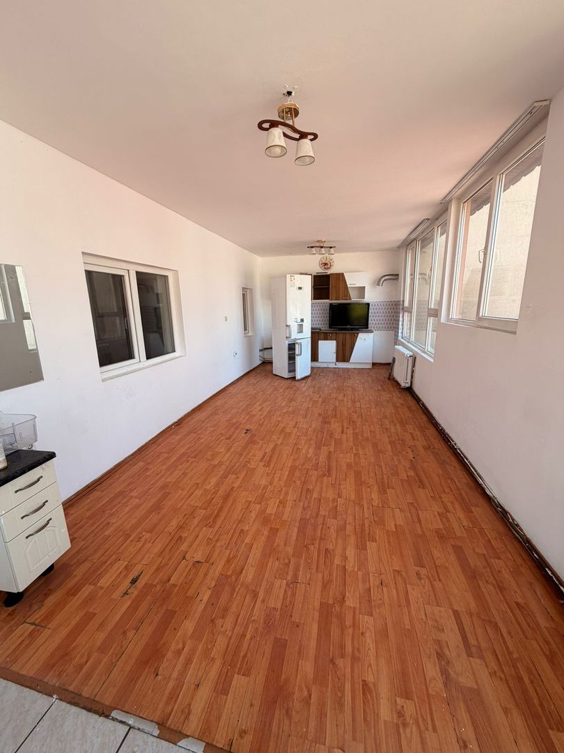 URGENT!,Sebastian-Liberty Center,190 mp utili, teren200 mp, NEGOCIABIL - Poză 3