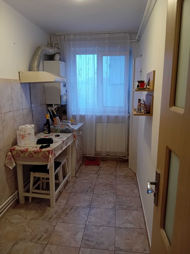 Apartament 3 camere, decomandat, Micro 20 - Poză 4