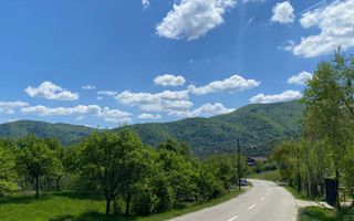 Teren intravilan 1200 mp – utilități la poartă, zonă exclusivistă Sibiel - Poză 1