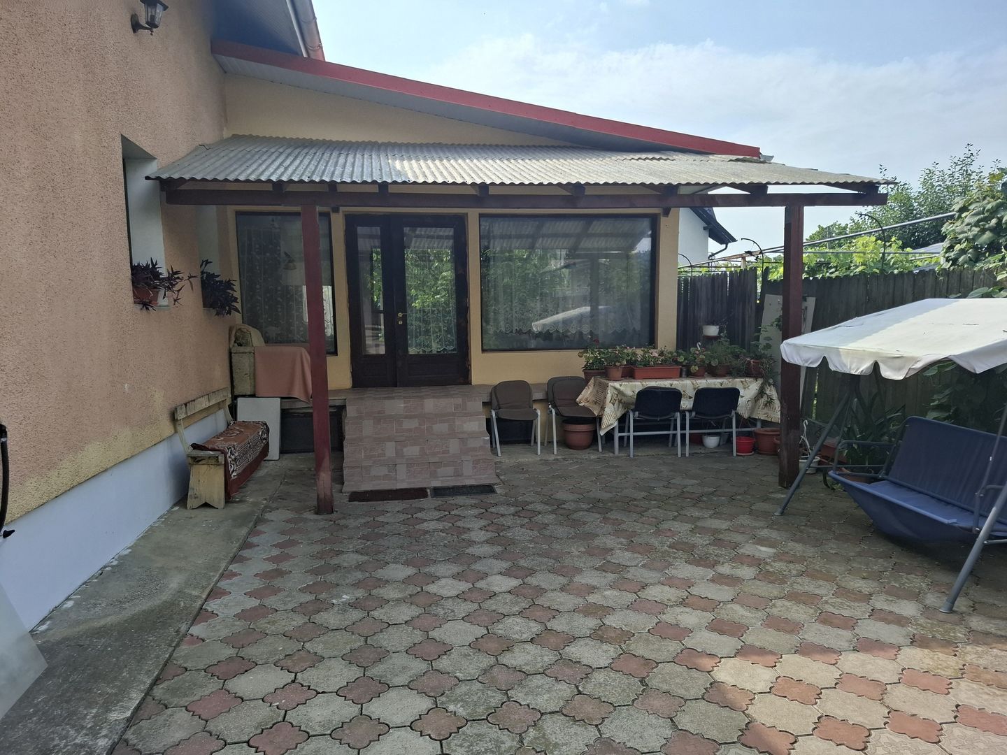 Casă individuală | 160 mp utili | 560 mp teren | Vizavi de intrarea în - Poză 8