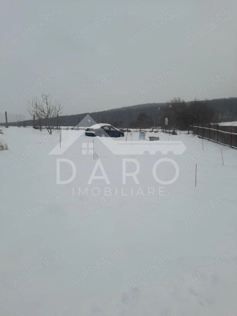 vând casă în Sângeorgiu de Mureș - Poză 8