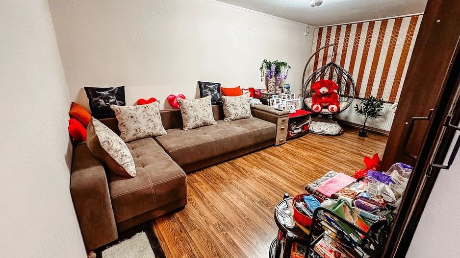 Vanzare 3 camere decomandat, 61,5 mp, parter, bloc reabilitat, Fizicienilor - Poză 1